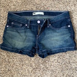 Levi shorts. New without tags